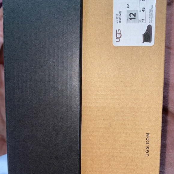 Mens Uggs, Size 12 Brand New main image 4